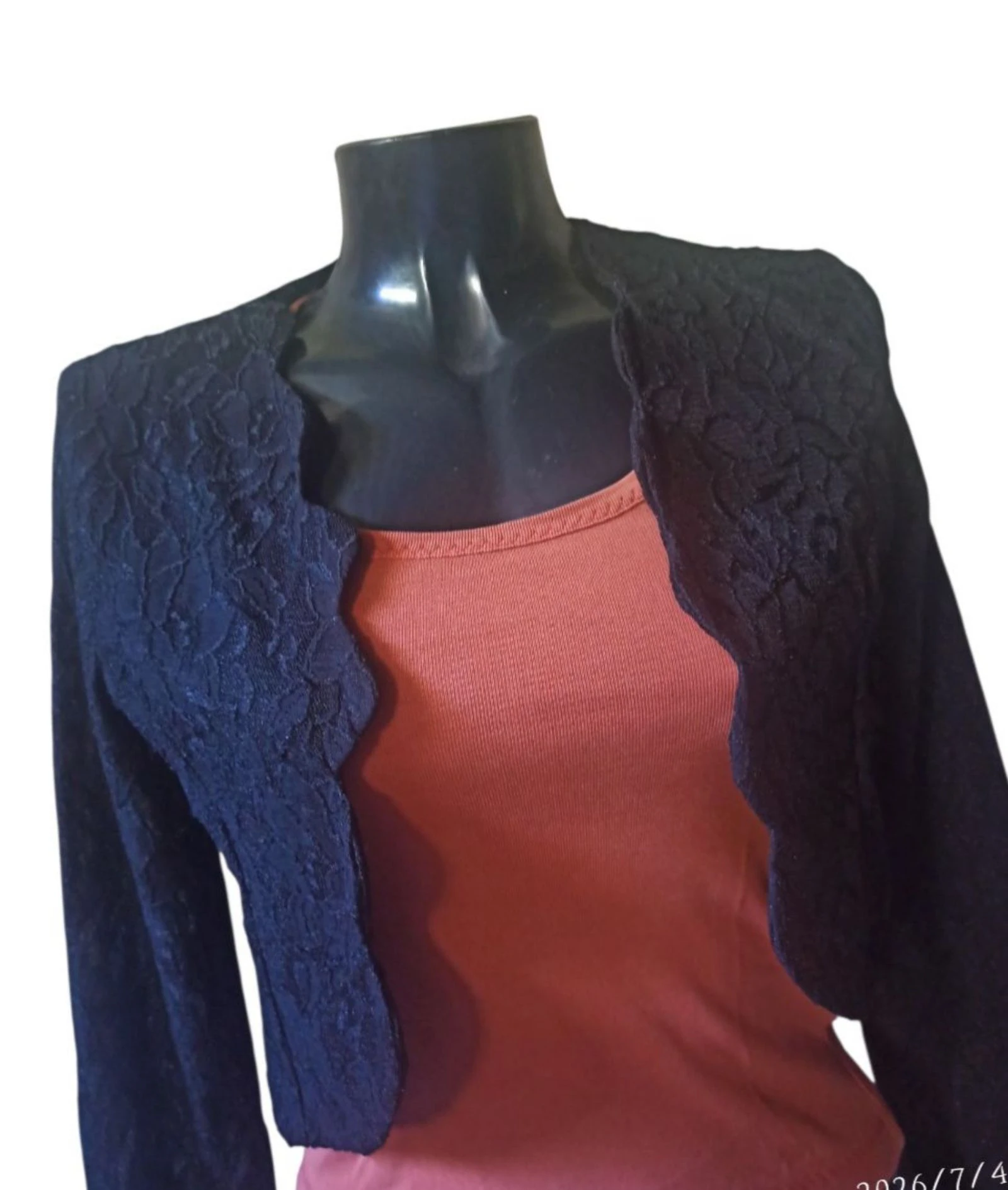 Chaqueta corta de encaje. – photo 2